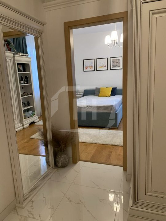 Apartament spatios cu 3 camere