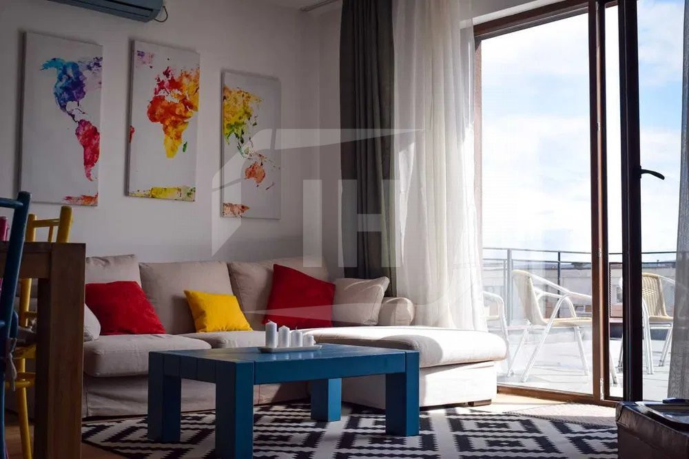 Penthouse 3 camere, terasa 100mp, parcare, Intre Lacuri