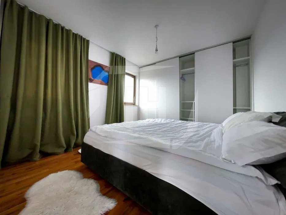 Penthouse 3 camere, terasa 100mp, parcare, Intre Lacuri