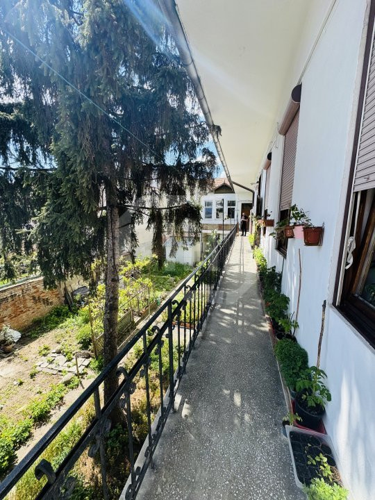 Apartament 2 camere, la casa, in zona strazii Decebal