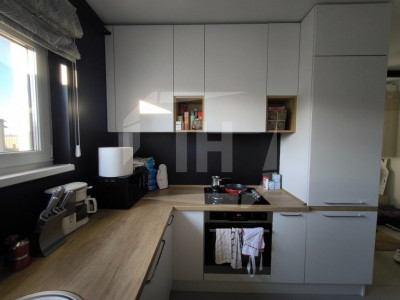 Apartament 2 camere, decomandat, parcare, intermediar, Europa