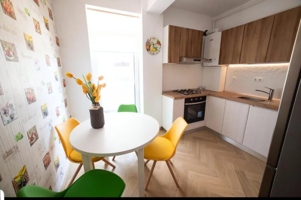 Apartament 2 camere, decomandat, 60 mp, modern, parcare, zona strazii Soporului