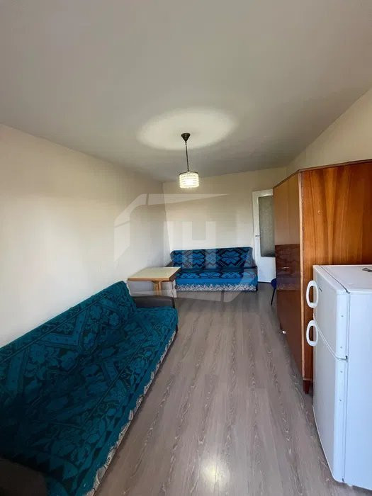 Garsoniera, 23 mp, balcon, etaj 2 in Marasti!