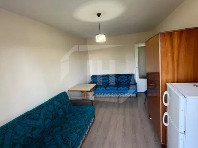 Garsoniera, 23 mp, balcon, etaj 2 in Marasti!