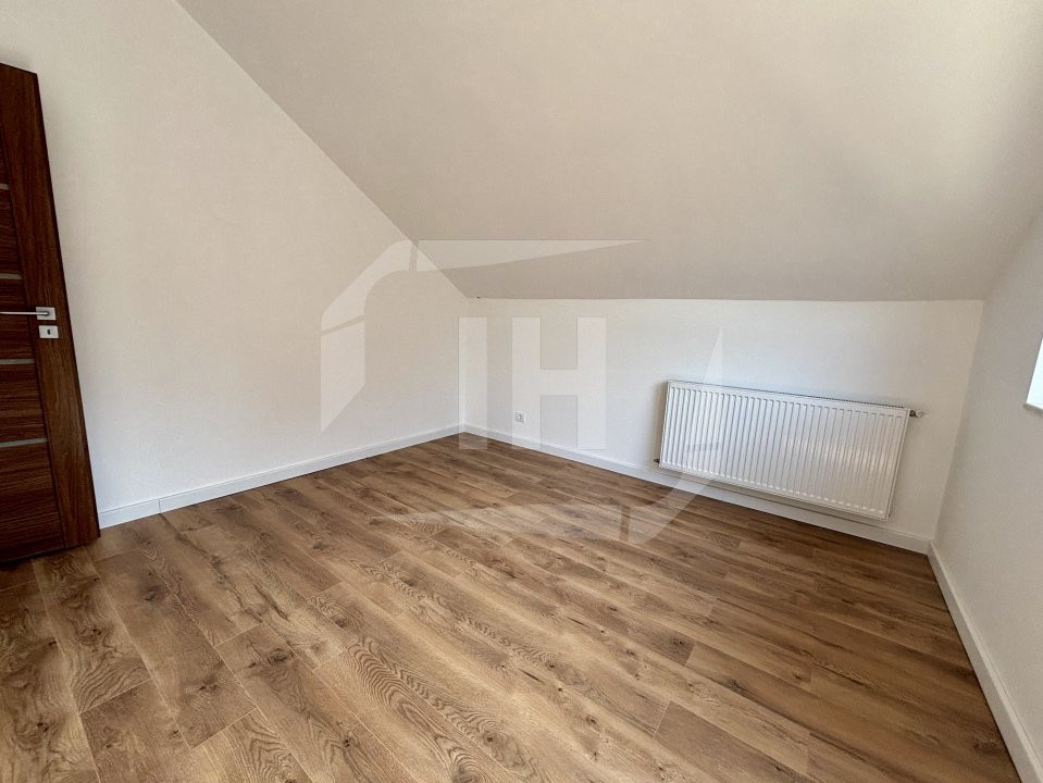 Apartament 4 camere, garaj, 3 parcari, Gruia