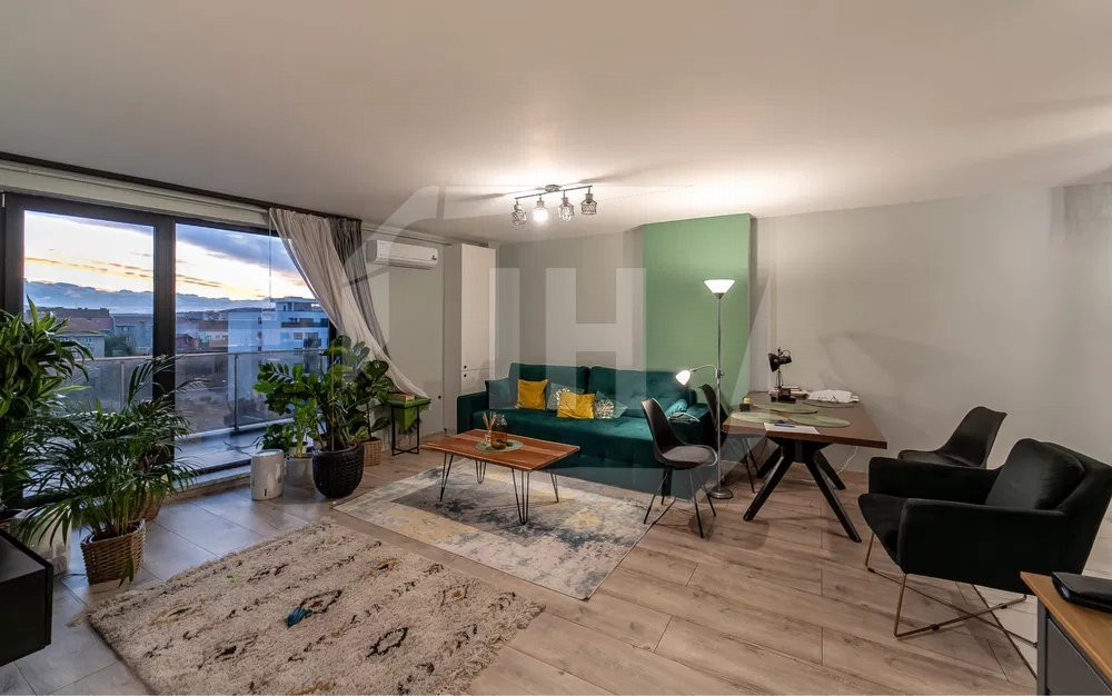 Apartament 3 camere, panorama, zona CENTRALA
