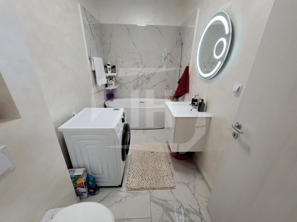 Apartament 2 camere si loc de parcare
