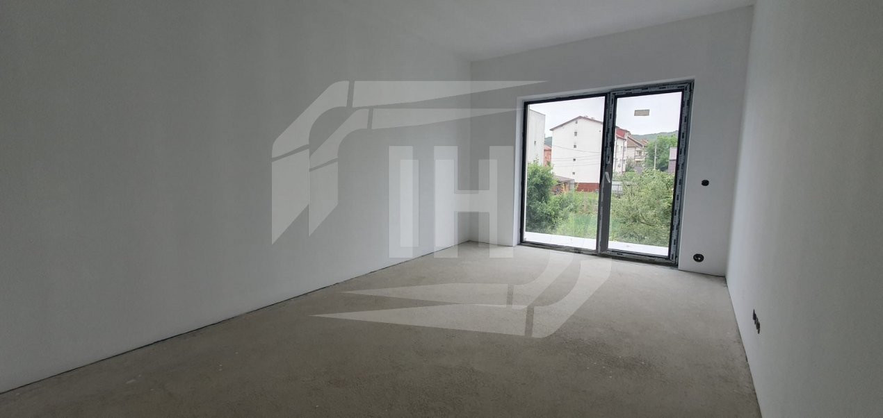 Duplex semifinisat 130 mp utili, cu garaj si gradina
