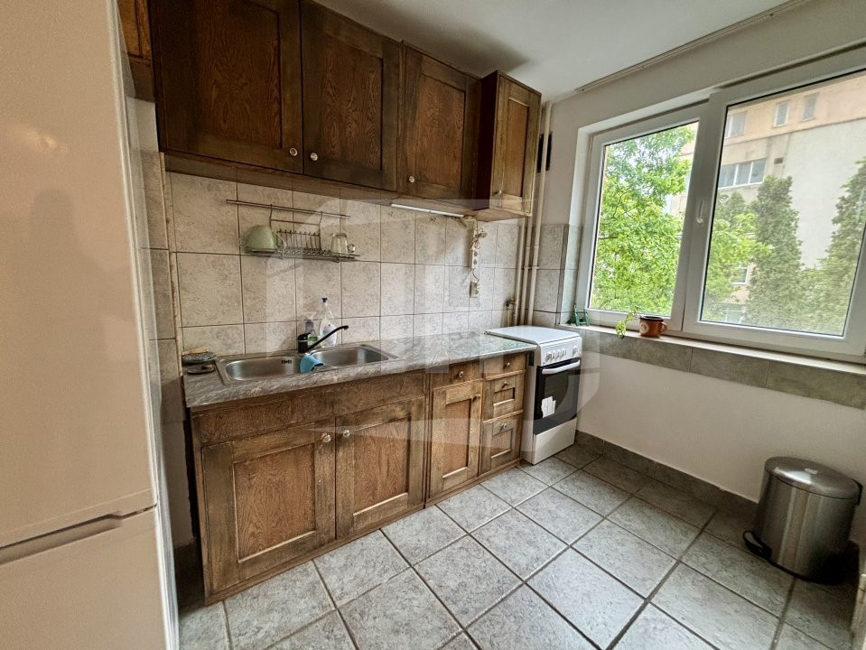Apartament 3 camere, semidecomandat partial mobilat, Gheorgheni