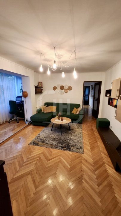 Apartament 3 camere, semidecomandat, parcare Manastur zona Minerva