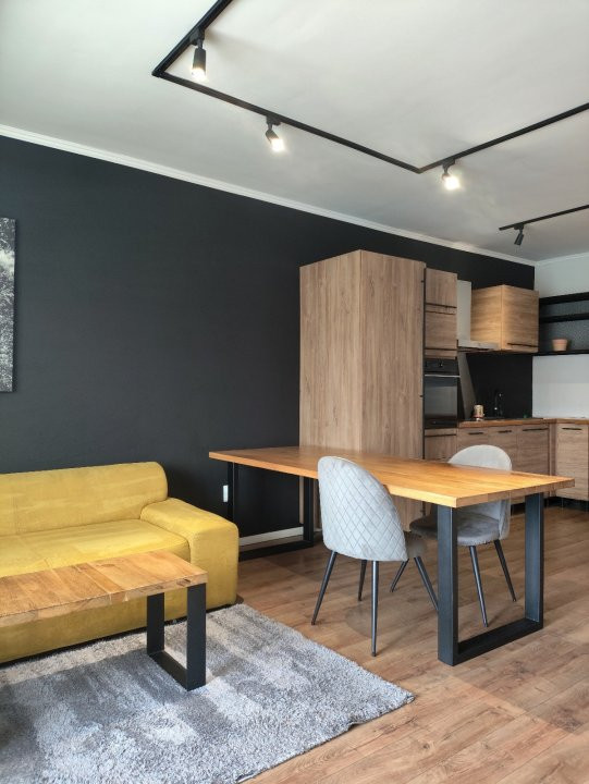 Apartament 2 camere la cheie, Dambul Rotund