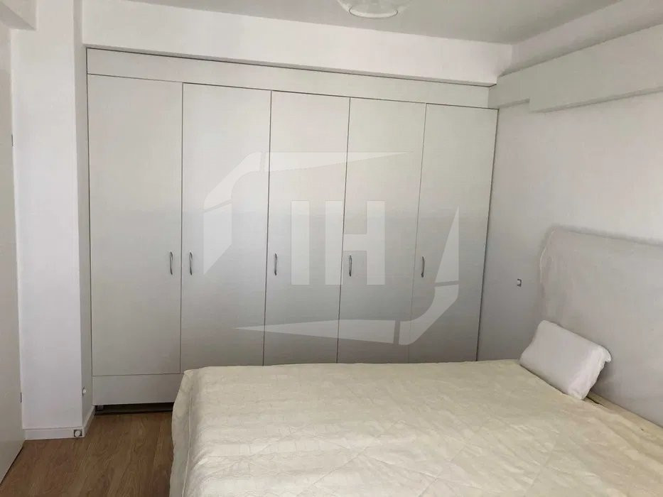 Apartament 2 camere, semidecomandat, Complex Luminia