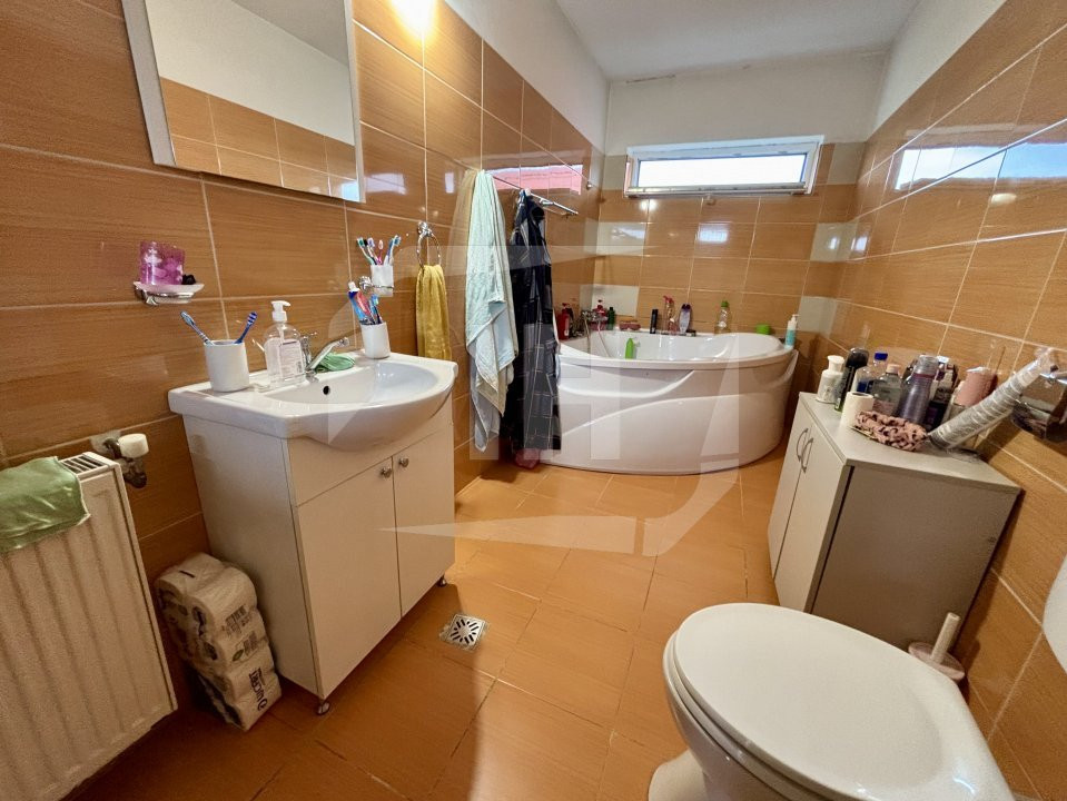 Casa 4 camere in Borhanci