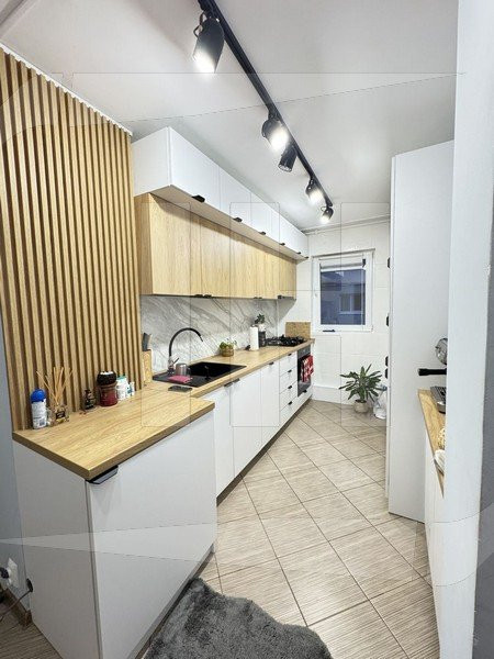 Apartament 3 camere, etaj intermediar, Manastur