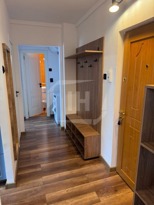 Apartament 2 camere decomandat renovat, zona Calea Floresti