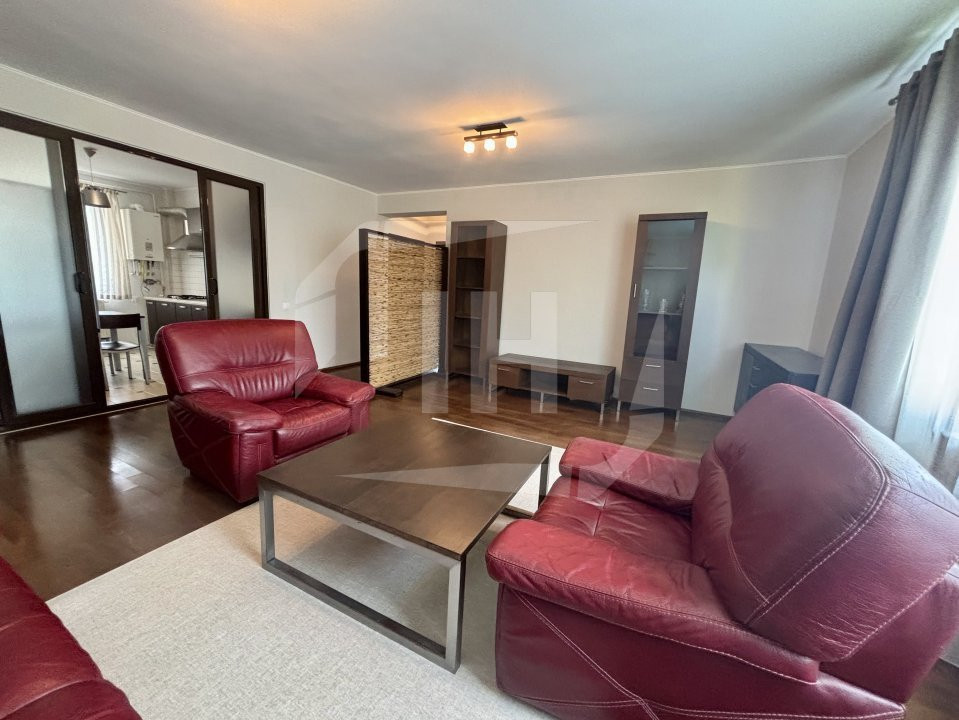Apartament 3 camere, 100mp, garaj, Andrei Muresanu