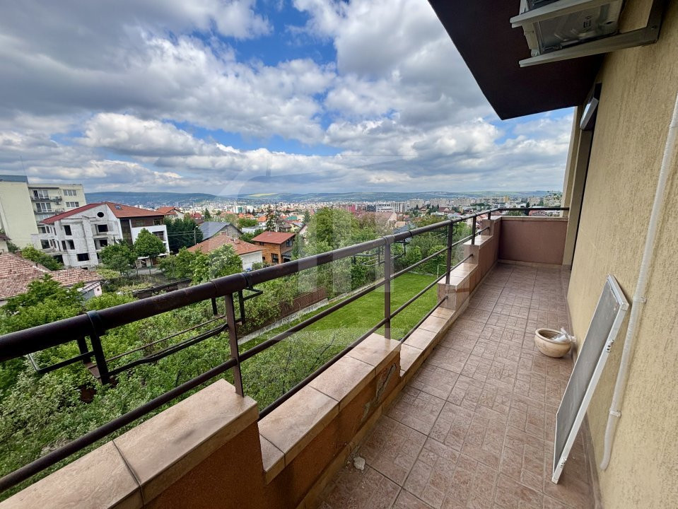 Apartament 3 camere, 100mp, garaj, Andrei Muresanu