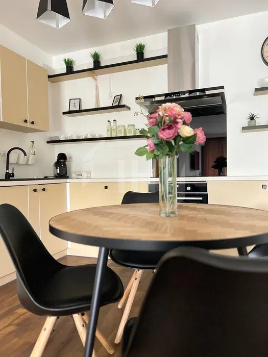Apartament 2 camere, modern, zona Frunzisului