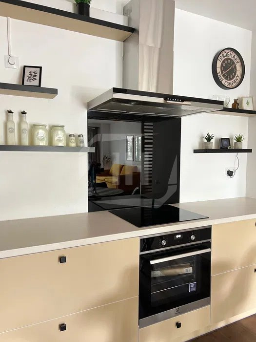 Apartament 2 camere, modern, zona Frunzisului