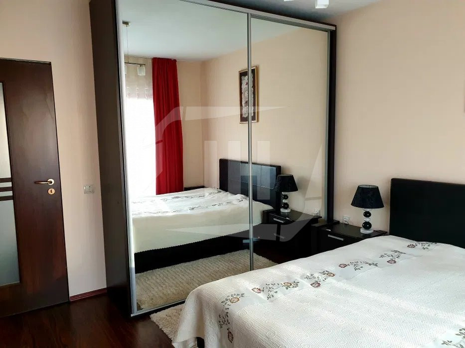 Apartament 4 camere, 100mp, 2 parcari + boxa, Buna Ziua
