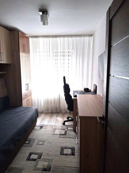 Apartament 2 camere decomandat, zona Bld Primaverii