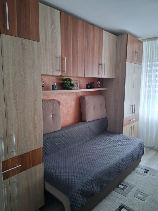 Apartament 2 camere decomandat, zona Bld Primaverii