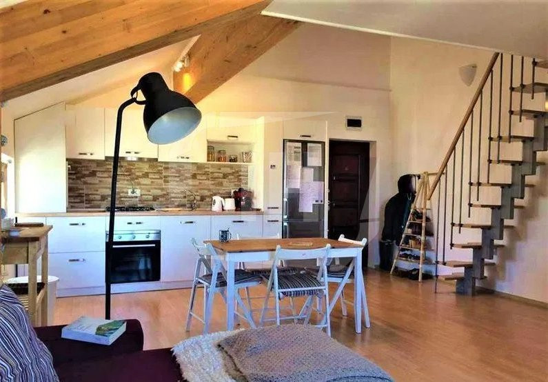 Apartament 3 camere, 72mp, semidecomandat, Zorilor zona Lunii