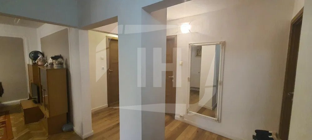 Apartament 4 camere, garaj, etaj 1, in zona Cinema Marasti
