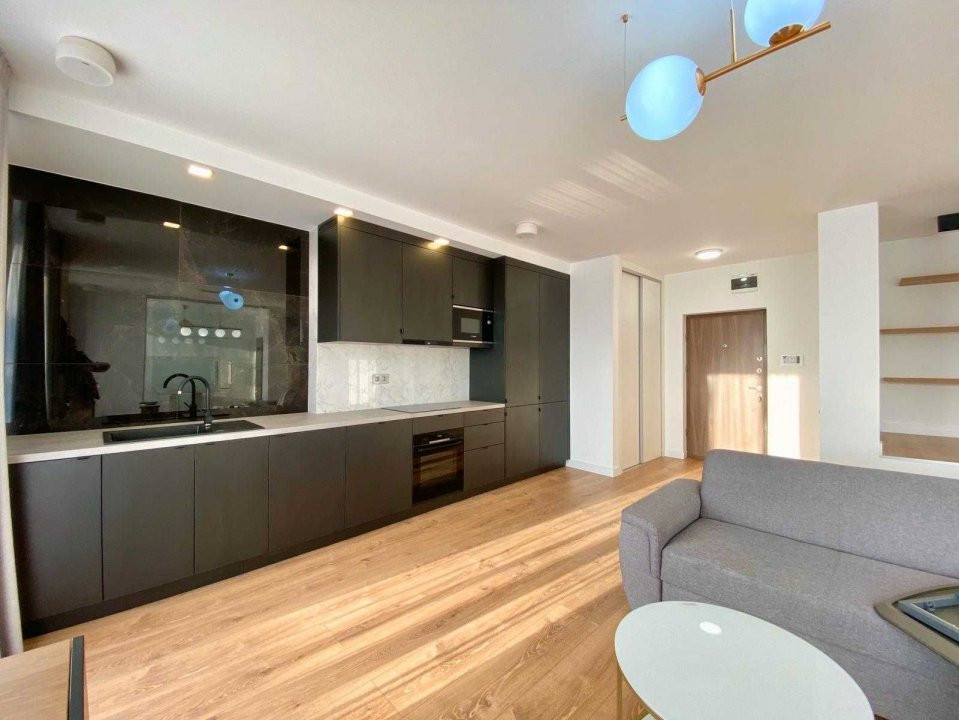 Penthouse 3 camere, 90 mp, parcare, AC, terasa, zona Constantin Brancusi