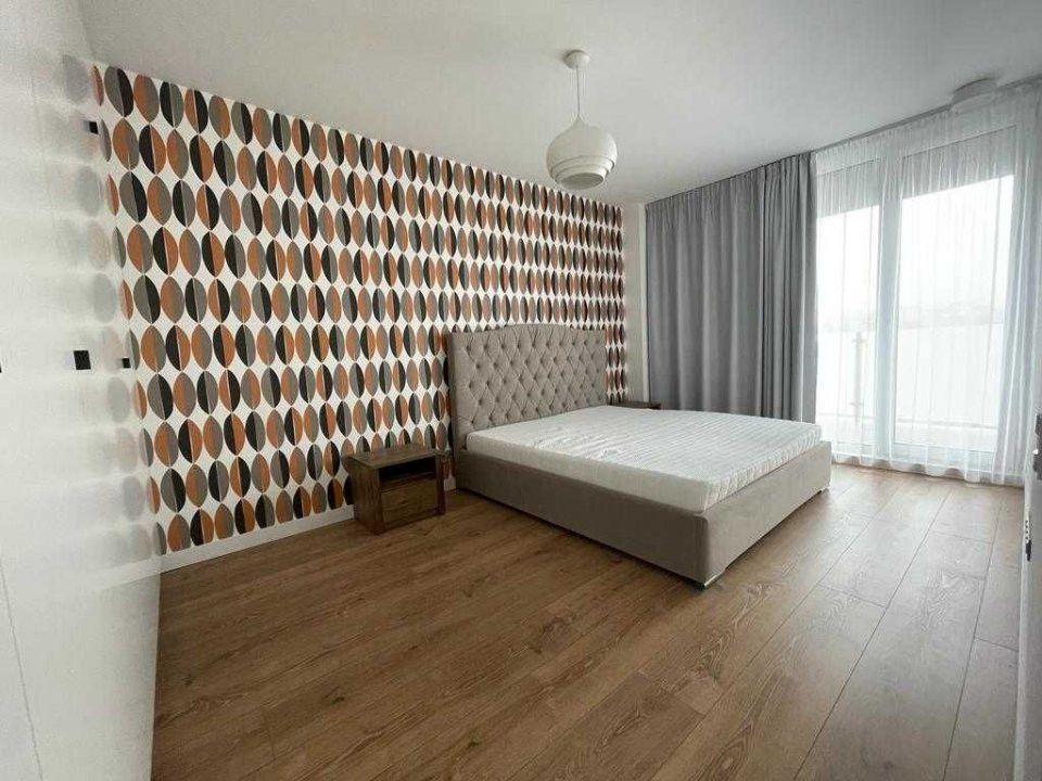 Penthouse 3 camere, 90 mp, parcare, AC, terasa, zona Constantin Brancusi