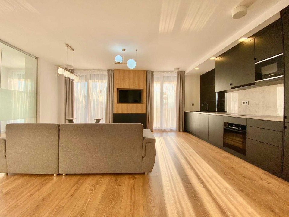 Penthouse 3 camere, 90 mp, parcare, AC, terasa, zona Constantin Brancusi