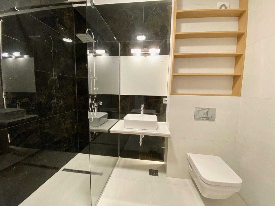 Penthouse 3 camere, 90 mp, parcare, AC, terasa, zona Constantin Brancusi