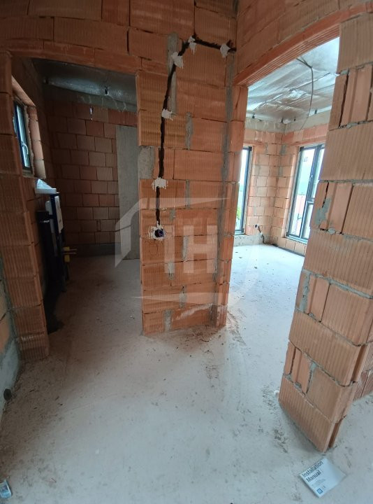 Apartament 4 camere cu 2 parcari in Gheorgheni