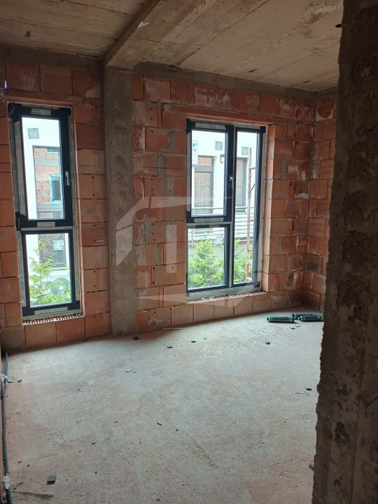 Apartament 4 camere cu 2 parcari in Gheorgheni