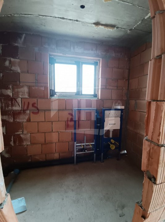 Apartament 4 camere cu 2 parcari in Gheorgheni
