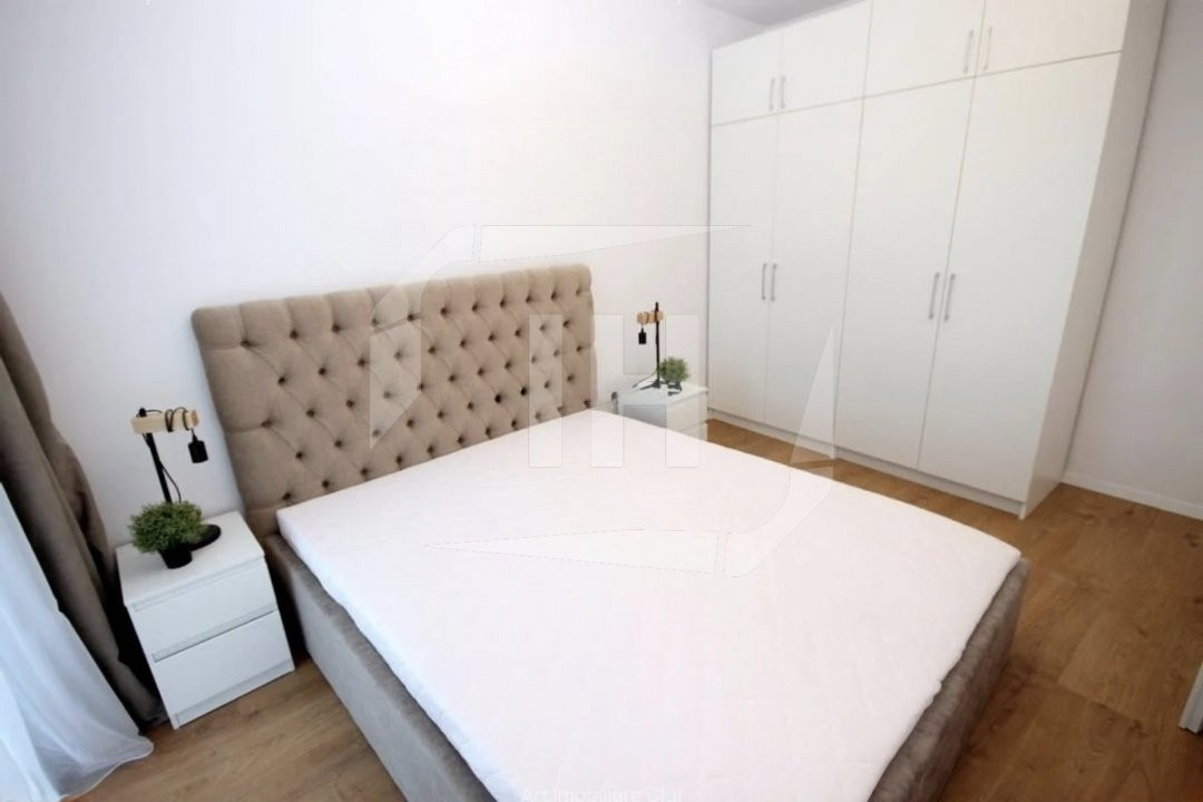 Apartament 3 camere, 2 bai, parcare, zona parcul Feroviarilor