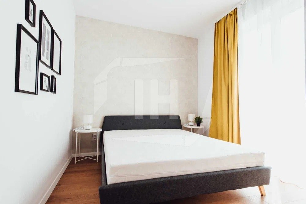 Apartament 3 camere, 2 bai, parcare, zona parcul Feroviarilor