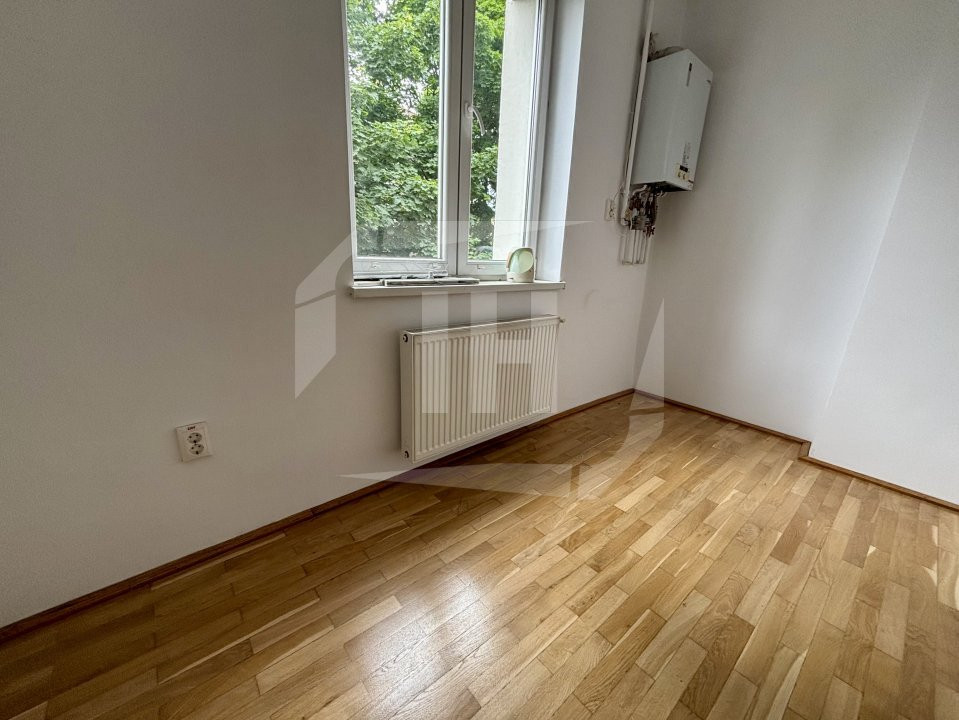 Spatiu birou, 3 camere, garaj, zona NTT Data