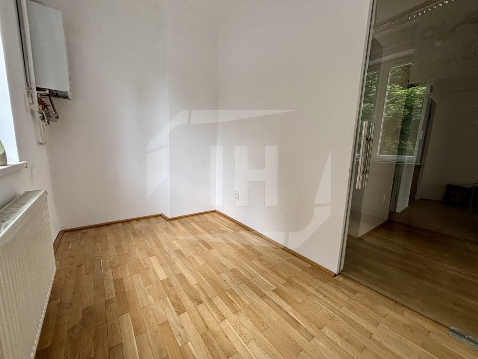 Spatiu birou, 3 camere, garaj, zona NTT Data