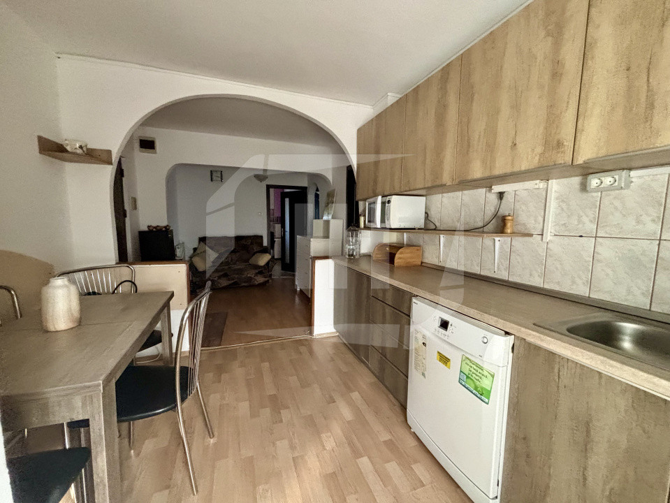 Apartament cu 3 camere, decomandat, etaj intermediar in Marasti