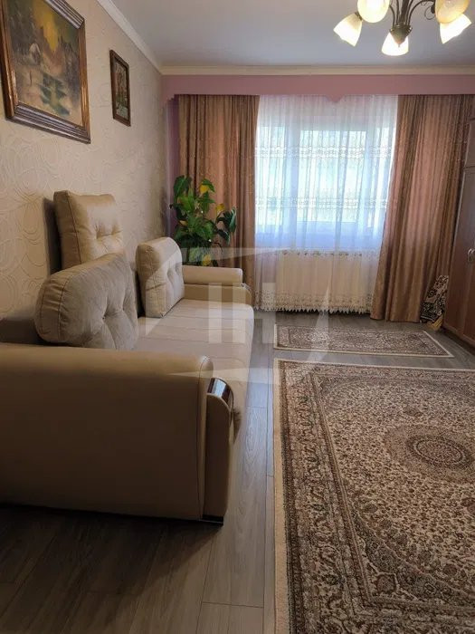 Apartament 2 camere, decomandat, etaj 1, Zorilor