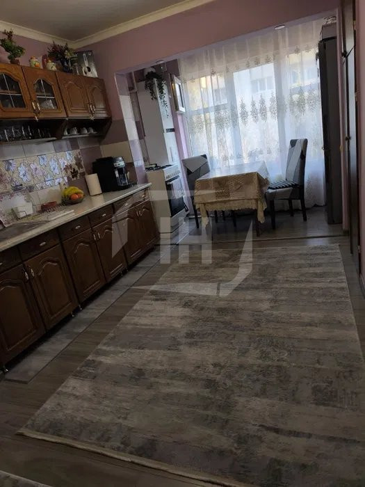Apartament 2 camere, decomandat, etaj 1, Zorilor