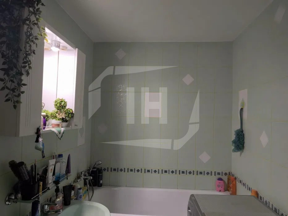 Apartament 2 camere, decomandat, etaj 1, Zorilor