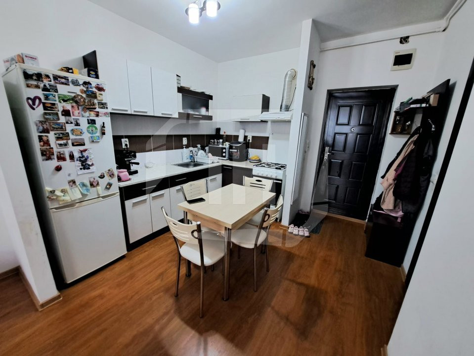 Apartament 2 camere, parcare cu CF, pe str Oasului!