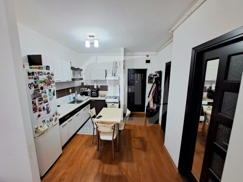 Apartament 2 camere, parcare cu CF, pe str Oasului!