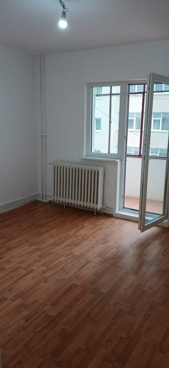 Apartament 2 camere, zona Parcul Primaverii