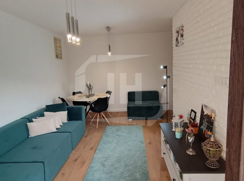 Apartament 2 camere, decomandat, parcare, zona Auchan