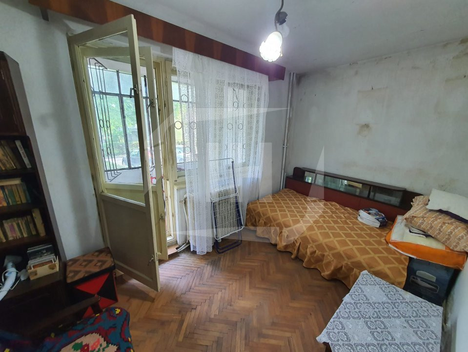 Apartament cu 2 camere, zona Hotel Royal