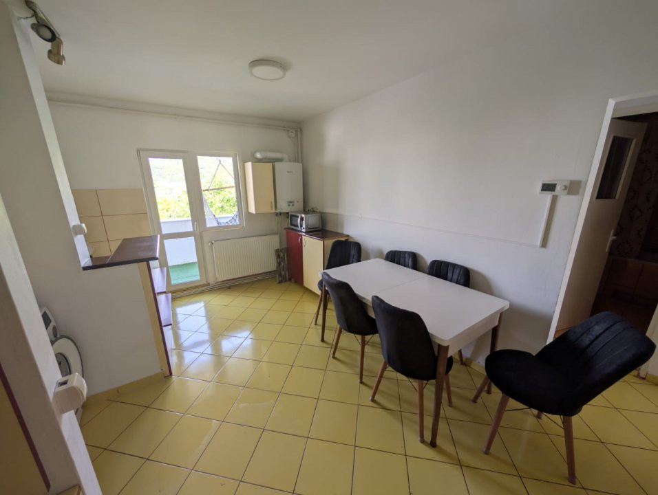 Apartament 2 camere decomandat, zona Electrica 