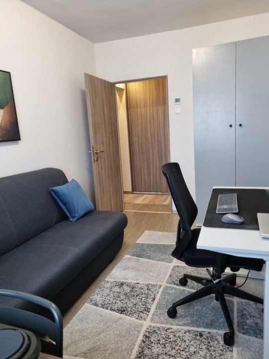Apartament 4 camere decomandat, gata de mutat!